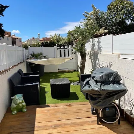Studio Rez De Jardin A 900 M De La Plage *
