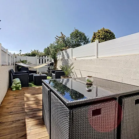 Studio Rez De Jardin A 900 M De La Plage