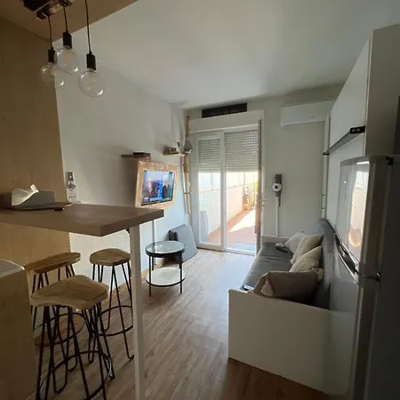 Apartment Studio Rez De Jardin A 900 M De La Plage Agde